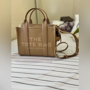 Marc Jacobs leather tote bag